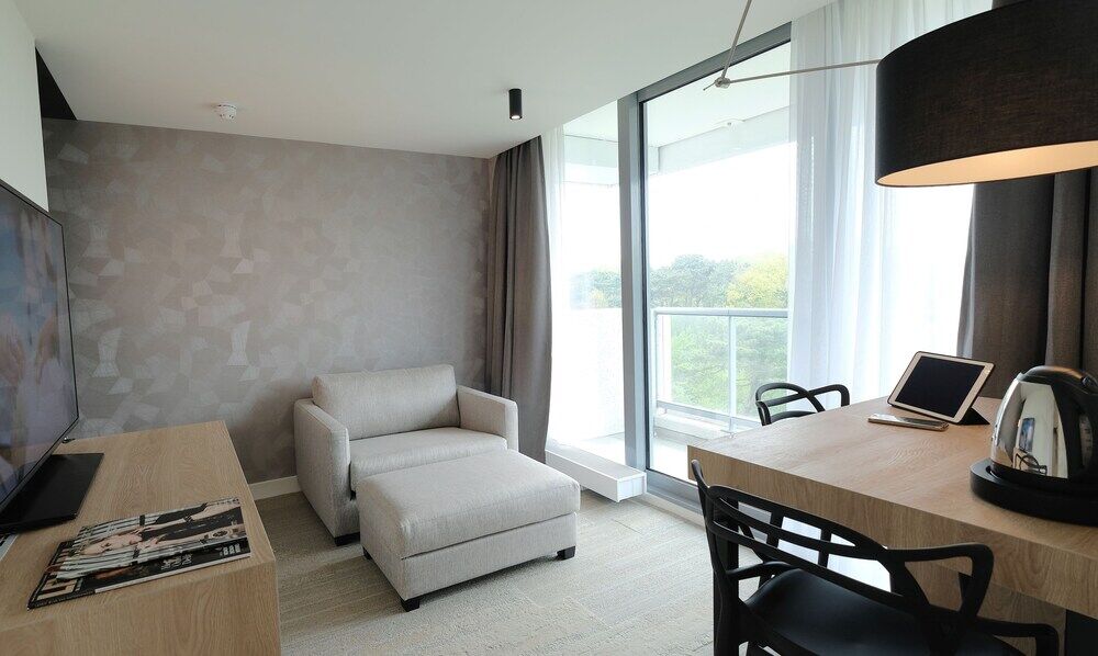 Leonardo Royal Promenade Hotel 4*